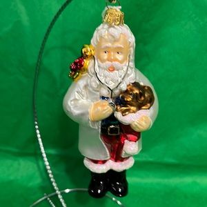 Handmade pinnacle peak blown glass ornament